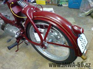 Renovace Jawa 550 Pionýr z roku 1958 - zapojování elektroinstalace