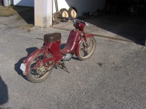 Motocykl Jawa 550 Pionýr (Pařez) z roku 1958 v původním stavu