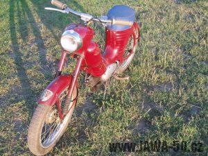 Jawa 50 typ 550 Pionýr (pařez) z roku 1958 v původním stavu