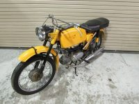 Motocykl Jawa 50 typ 23A Golden Sport (první provedení) se zadním světlem Hella SBKR30