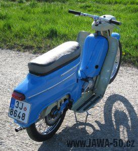 Motocykl Jawa 05 z roku 1962 v původním stavu