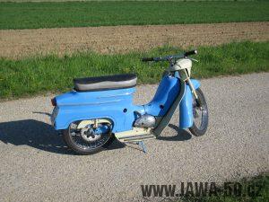 Motocykl Jawa 05 z roku 1962 v původním stavu