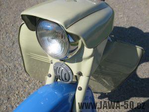 Motocykl Jawa 05 z roku 1962 v původním stavu - maska světlometu, světlomet, klakson