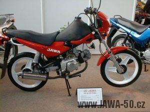 Jawa 100 typ 587 Robby na výstavě Motocykl 99