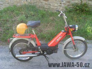 Vývozní moped Jawa 50 typ 207-356 Babetta - zprava