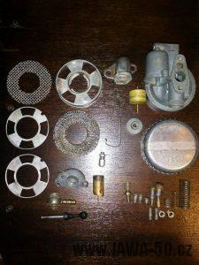 Jawa 550 Pionýr (pařez) - novější provedení karburátoru Jikov 2912P - rozebraný