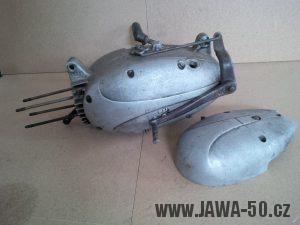 Nejstarší provedení motoru Jawa 550 pařez
