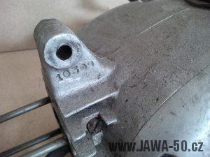Nejstarší provedení motoru Jawa 550 pařez