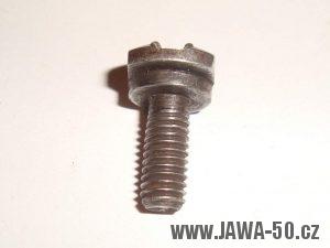 Jawa 50 - šroub krytu nad motorem s excentrickou hlavou.