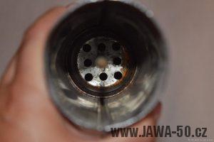 Starší provedení posledního typu výfuku Jawa 20, 21, 23 Mustang - dutina s přepážkou