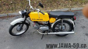 Jawa 50 typ 223.200 Mustang z roku 1981 v nedotčeném stavu