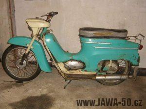 Motocykl Jawa 05 Pionýr z roku 1963 v původním stavu