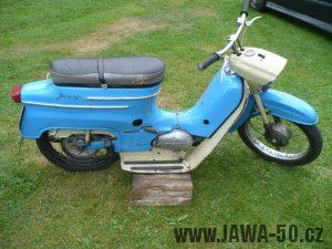 Přechodné provedení motocyklu Jawa 50 typ 05 Pionýr z roku 1964