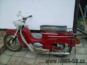 Motocykl Jawa 50 typ 05 Pionýr z roku 1963 v původním stavu