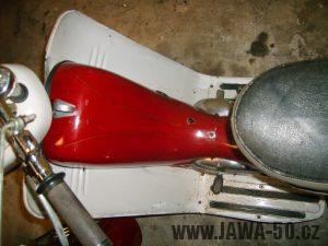 Motocykl Jawa 50 typ 05 Pionýr z roku 1963 v původním stavu