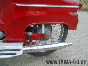 Motocykl Jawa 50 typ 05 Pionýr z roku 1963 v původním stavu