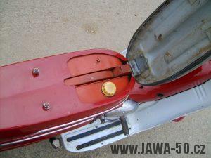 Motocykl Jawa 50 typ 05 Pionýr z roku 1963 v původním stavu