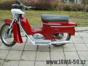 Motocykl Jawa 50 typ 05 Pionýr z roku 1963 v původním stavu