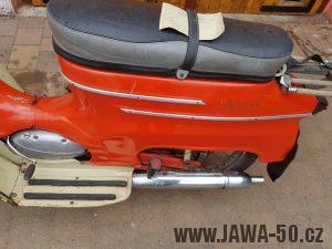 Vývozní (exportní) motocykl Jawa 50 typ 20 Pionýr se sníženým výkonem pro NDR z roku 1969