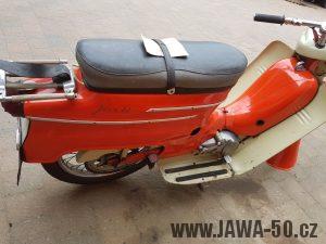 Vývozní (exportní) motocykl Jawa 50 typ 20 Pionýr se sníženým výkonem pro NDR z roku 1969