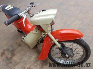 Vývozní (exportní) motocykl Jawa 50 typ 20 Pionýr se sníženým výkonem pro NDR z roku 1969
