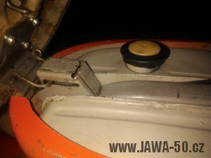 Motocykl Jawa 50 typ 20 Pionýr z roku 1969 v původním stavu