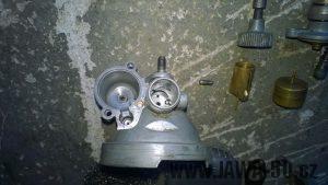 Karburátor Jikov 2912 - novější verze - plováková a šoupátková komora