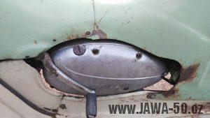 Vývozní (exportní) motocykl Jawa 50 typ Super M20 Pionýr pro Maďarsko z roku 1968 - motor zleva