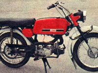 Svět motorů 27/1975 - Test motocyklu Jawa 23 Mustang (02)