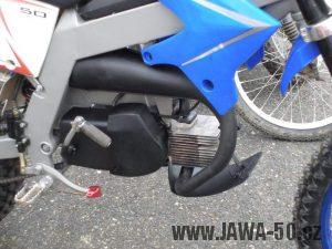 Závodní motocykl Jawa 50 s pětistupňovou převodovkou Jawa 90