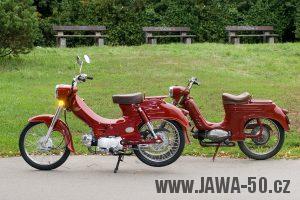 Porovnání motocyklů Jawa 555 Pionýr a Motoscoot Jawa 555 New Pionýr