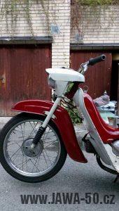 Vývozní (exportní) motocykl Jawa 05 Standard z roku 1965 pro východní Německo
