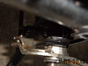 Vývozní motocykl Jawa 50 typ 23 Golden Sport z roku 1972 - spínač brzdového světla