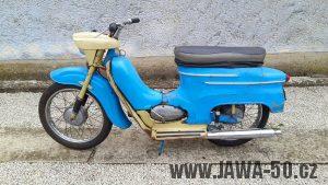 Motocykl Jawa 05 Pionýr z roku 1962 v originálním stavu