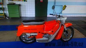 Motocykl Jawa 220.100 Pionýr z roku 1978 v originálním stavu