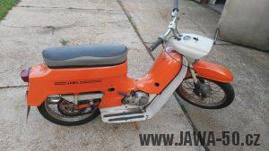 Motocykl Jawa 220.100 Pionýr z roku 1980 v originálním stavu