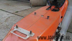 Motocykl Jawa 220.100 Pionýr z roku 1980 v originálním stavu