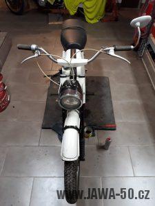 Vývozní motocykl Jawa 23A Mustang z roku 1973 v originálním stavu