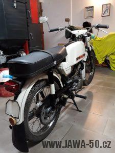 Vývozní motocykl Jawa 23A Mustang z roku 1973 v originálním stavu