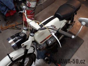 Vývozní motocykl Jawa 23A Mustang z roku 1973 v originálním stavu