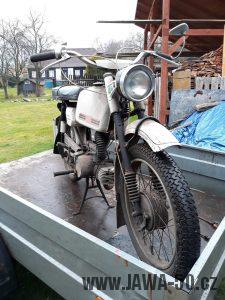 Vývozní motocykl Jawa 23A Mustang z roku 1973 v originálním stavu