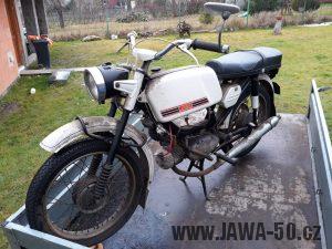 Vývozní motocykl Jawa 23A Mustang z roku 1973 v originálním stavu