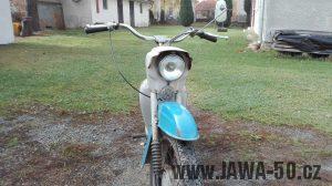 Jawa 50 typ 21 Sport (Pionýr) - čtvrtá etapa z roku 1975 - pohled zpředu