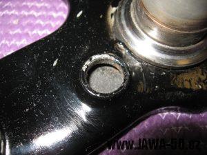 Jawa 23 Golden Sport 3. generace, mokik se sníženým výkonem - důmyslné řešení ochrany zámku řízení