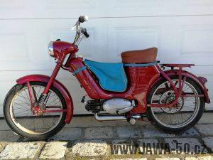 Motocykl Jawa 550 Pionýr (pařez) z roku 1956 v původním originálním stavu