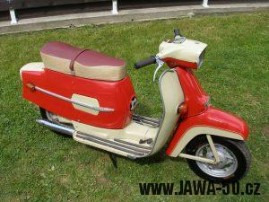 Prototyp skútru unifikované řady Manet UR-50 (typ 06)